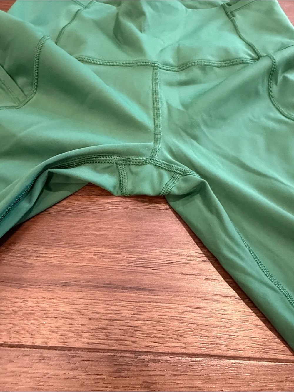 lululemon athletica Fast and Free High-Rise Green Leggings Size 6 - C53-013